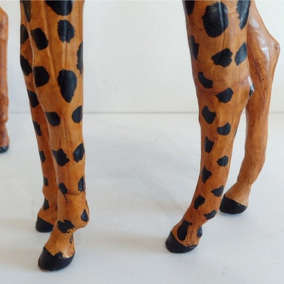 Vtg Set Of Hand Crafted Leather Wrapped Giraffe Figurines Statues 16" Glass Eye - Picture 10 of 13